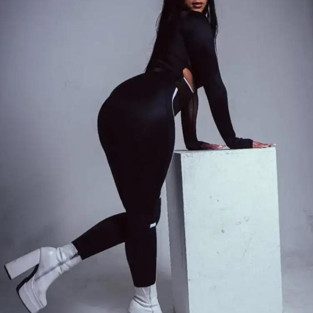 Chica busca chico en Granada: 