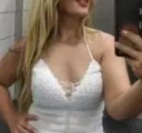 633937456: Chica busca chico en La Coruña