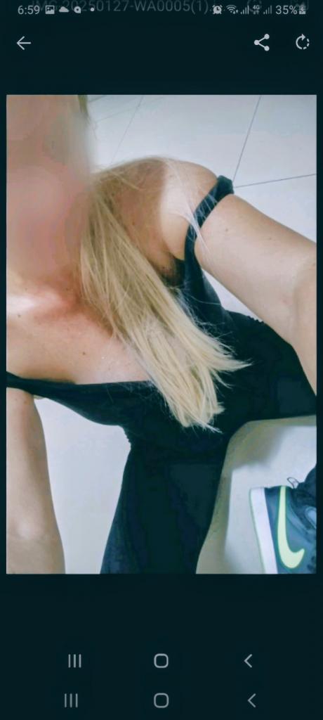 Chica busca chico en Granada: Chica busca chico