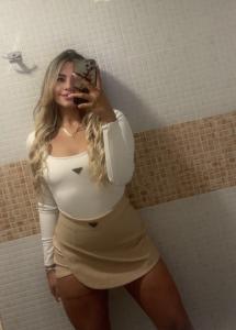 662449387: Chica busca chico en Málaga