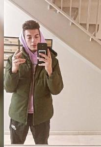 613698016: Chico busca chica en Lérida