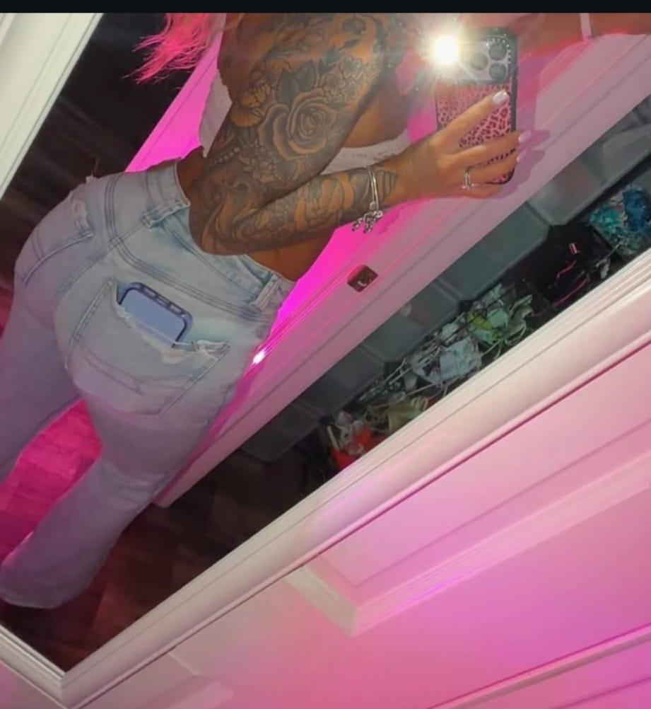 632999158: Chica busca chico en La Coruña