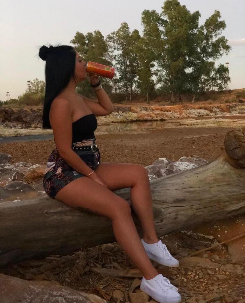 681875584: Chica busca chico en Almería