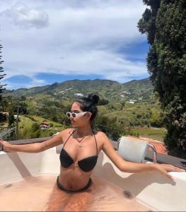 654888133: Chica busca chico en Albacete