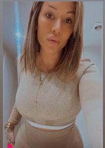 694283874: Chica busca chico en Gerona