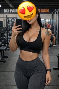 661127405: Chica busca chico en Murcia