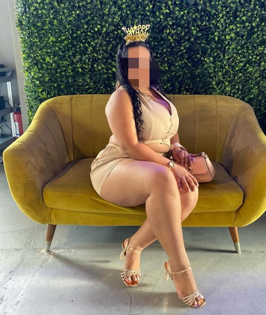 641653506: Chica busca chico en León