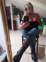 645179853: Chica busca chico en Pontevedra