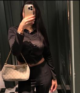 679119846: Chica busca chico en Madrid