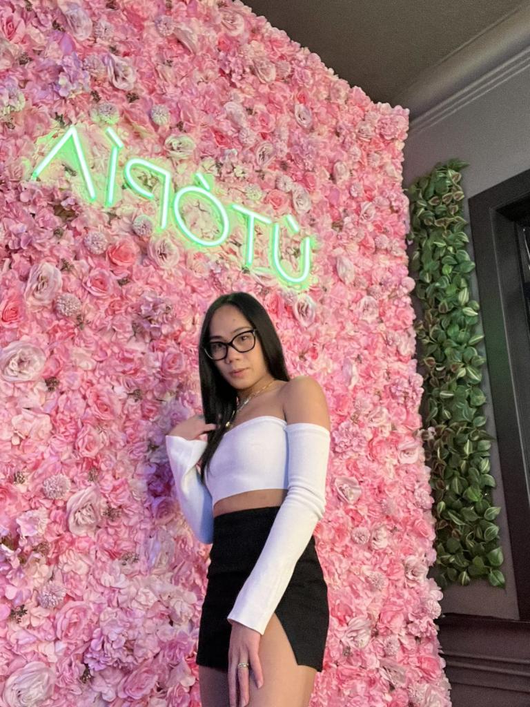 623720991: Chica busca chico en Alicante