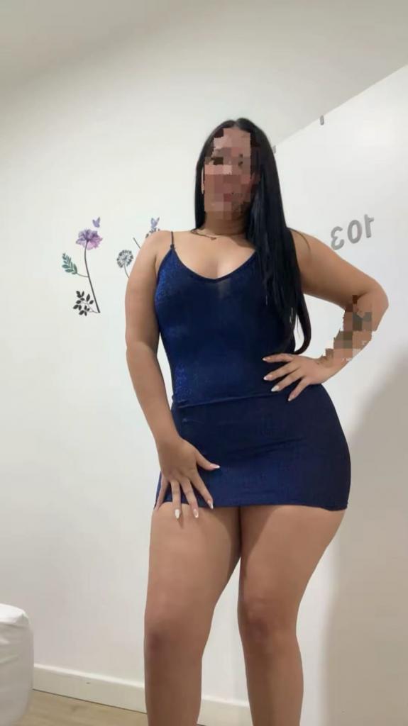 667610566: Chica busca chico en Madrid