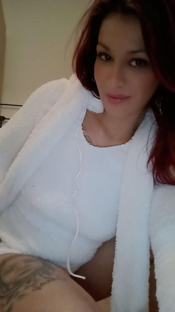 Chica busca chico en Sevilla: 