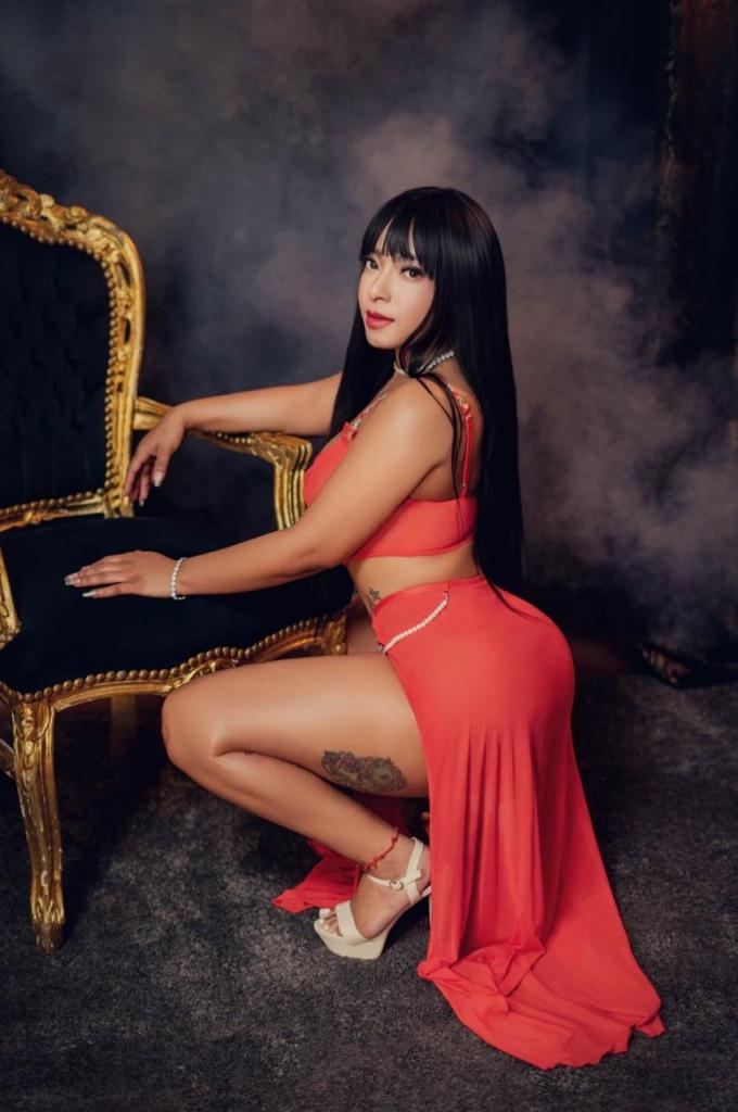 632274233: Chica busca chico en Madrid