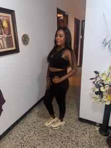 690883853: Chica busca chico en Zaragoza