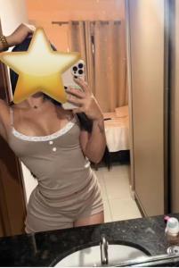 680663133: Chica busca chico en Gerona