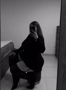 603187301: Chica busca chico en La Coruña