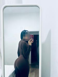 664253028: Chica busca chico en Málaga