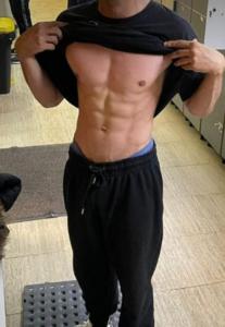 611321892: Chico busca chica en Pontevedra