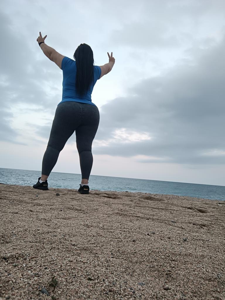 627674021: Chica busca chico en Barcelona