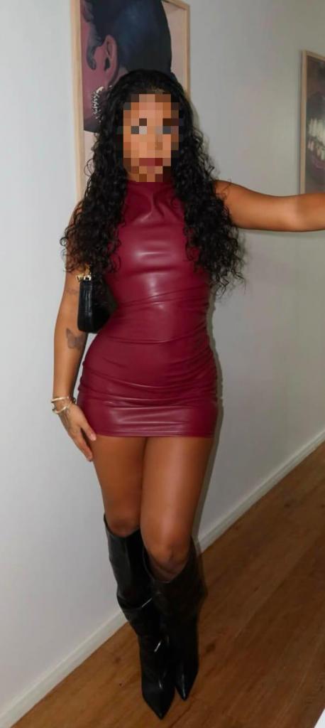 624546090: Chica busca chico en Málaga