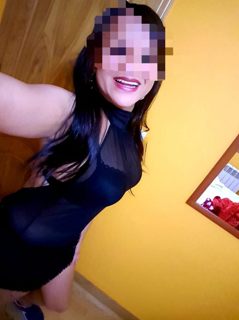 Chica busca chico en Almería: 