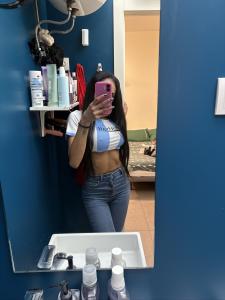 670336306: Chica busca chico en Alicante