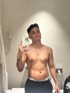 678600069: Chico busca chica en Pontevedra