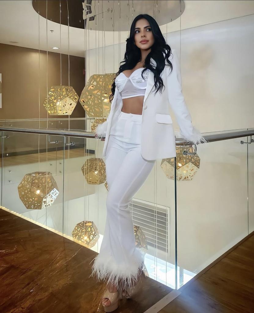 694211126: Chica busca chico en Mallorca