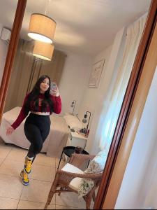 613421353: Chica busca chico en Sevilla