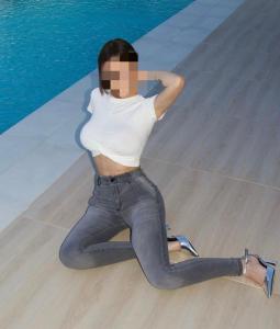 631376076: Chica busca chico en Mallorca