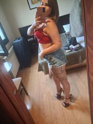 Chica busca chico en Asturias: 