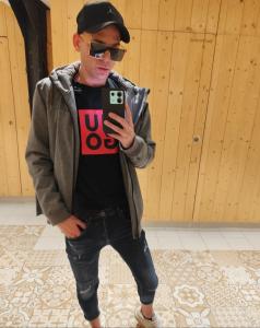 Chico busca chica en Guipúzcoa: 