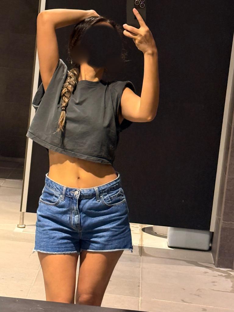 607435616: Chica busca chico en Madrid