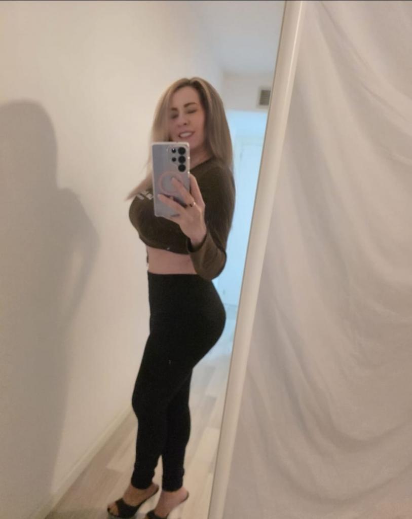 641807870: Chica busca chico en Zaragoza