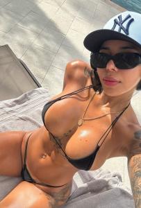 694285589: Chica busca chico en Mallorca