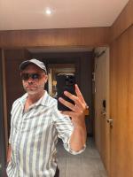 677665168: Chico busca chica en Las Palmas