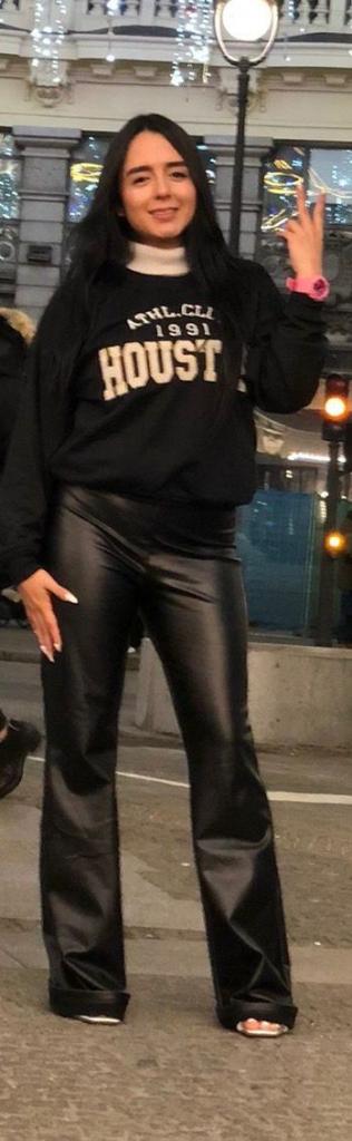 643748173: Chica busca chico en La Rioja