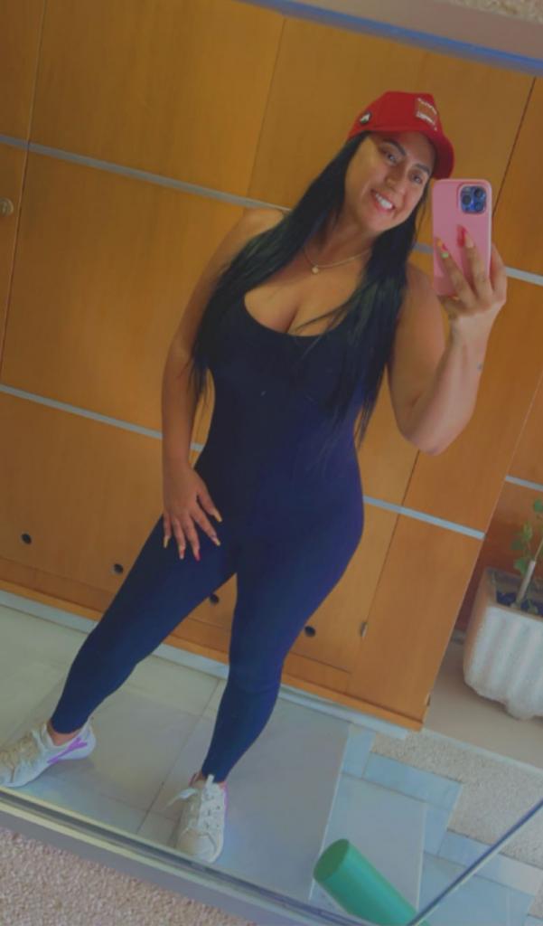 Chica busca chico en Granada: 