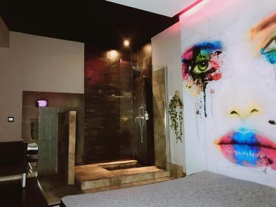 934637595: Chica busca chico en Barcelona