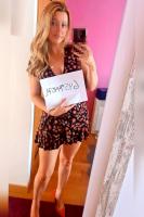 645944071: Chica busca chico en La Coruña