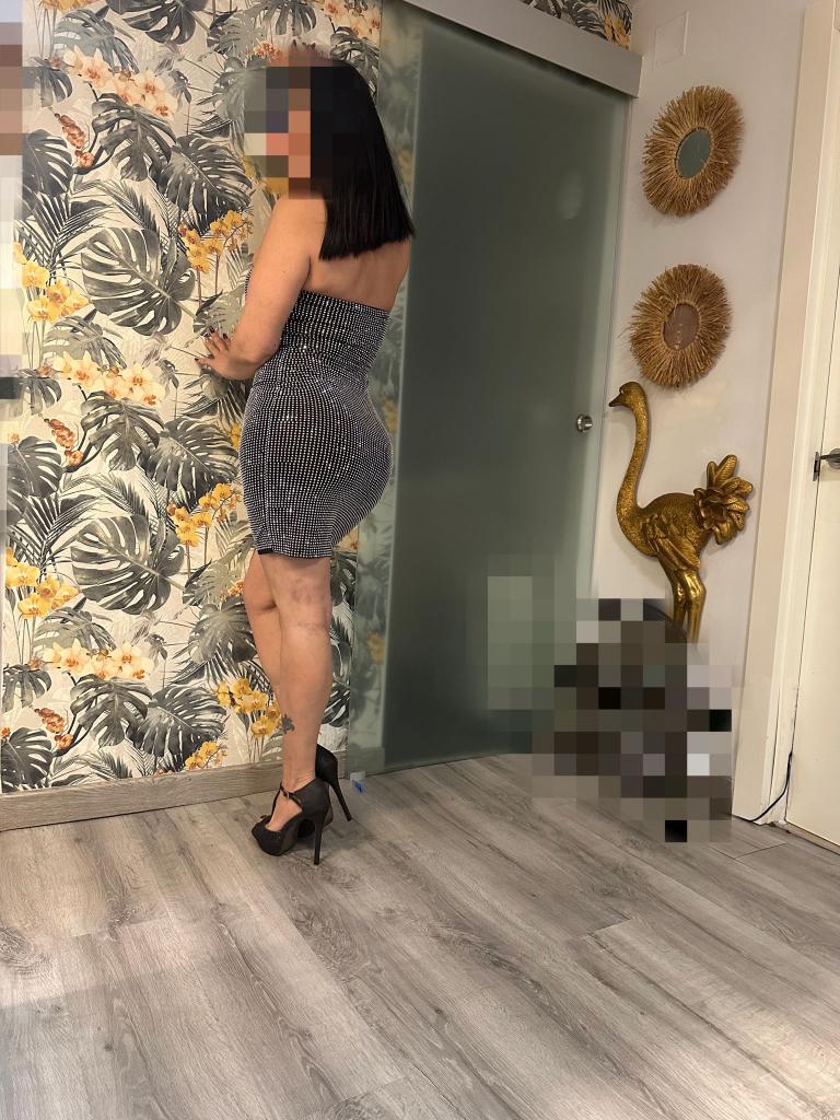 671874115: Chica busca chico en La Coruña