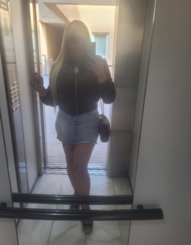 663559110: Transexual en Tenerife