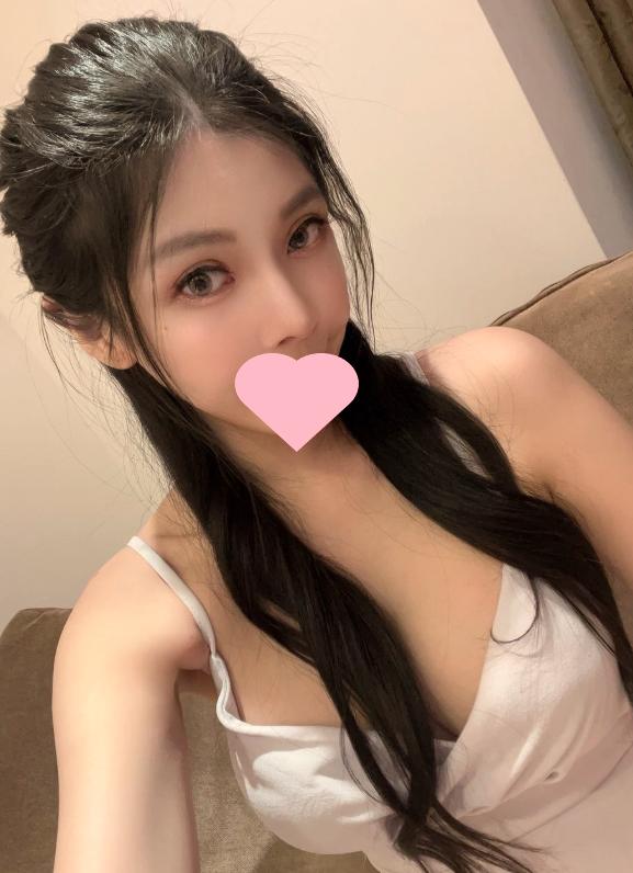 670663990: Chica busca chico en Madrid