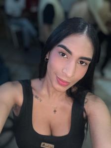 612559615: Chica busca chico en Barcelona