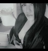 614659977: Chica busca chico en Barcelona