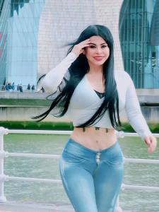 Chica busca chico en Cantabria: Chica busca chico