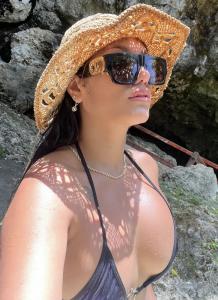 672139499: Chica busca chico en Badajoz