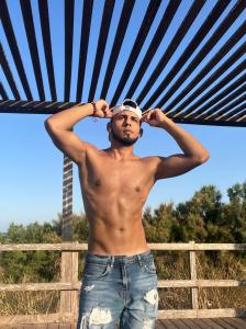 641054196: Chico busca chica en Valencia