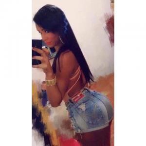 627198449: Chica busca chico en Gerona