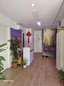 673866269: Chica busca chico en Barcelona